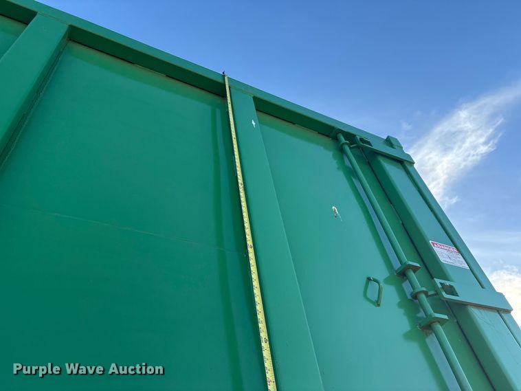 image for item ER1084 2019 Cheetah Chassis Corporation Swaploader hook lift container trailer