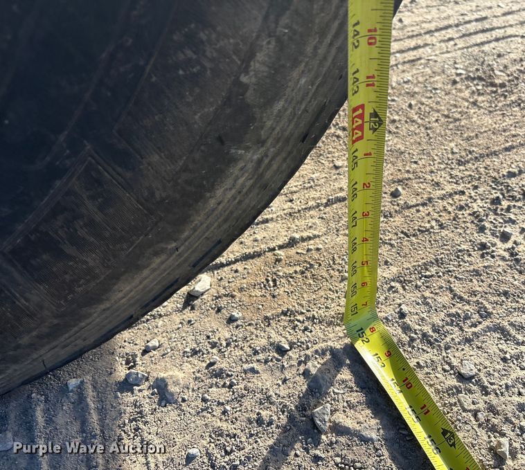 image for item ER1084 2019 Cheetah Chassis Corporation Swaploader hook lift container trailer