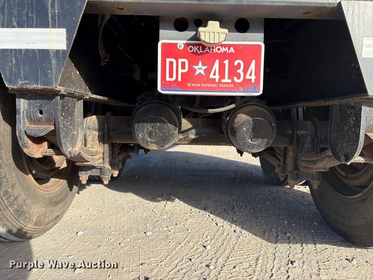 image for item ER1084 2019 Cheetah Chassis Corporation Swaploader hook lift container trailer