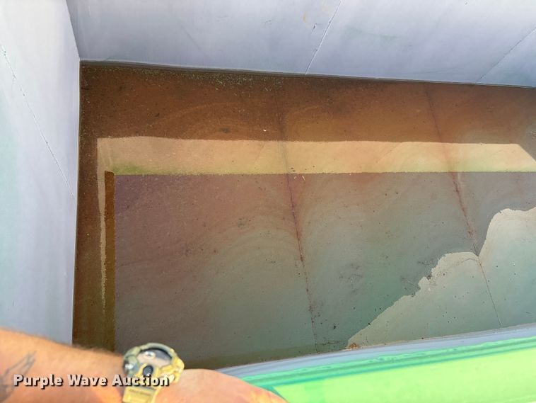 image for item ER1084 2019 Cheetah Chassis Corporation Swaploader hook lift container trailer