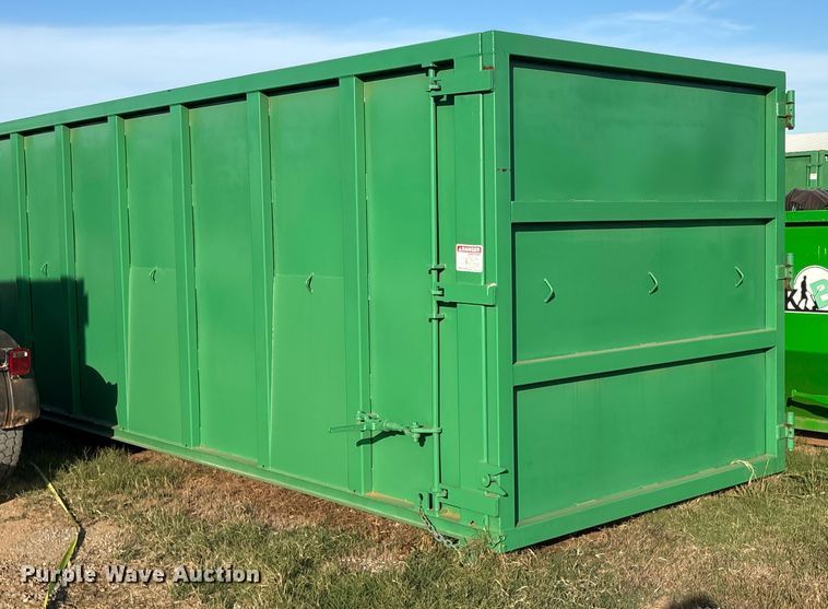 image for item ER1084 2019 Cheetah Chassis Corporation Swaploader hook lift container trailer