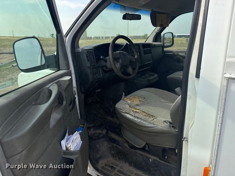 image for item ER2264 2007 Chevrolet Express 3500 Cargo utility van