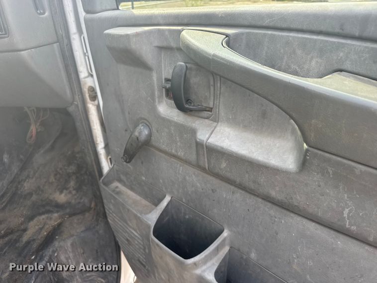 image for item ER2264 2007 Chevrolet Express 3500 Cargo utility van