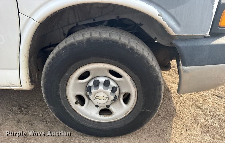 image for item ER2264 2007 Chevrolet Express 3500 Cargo utility van