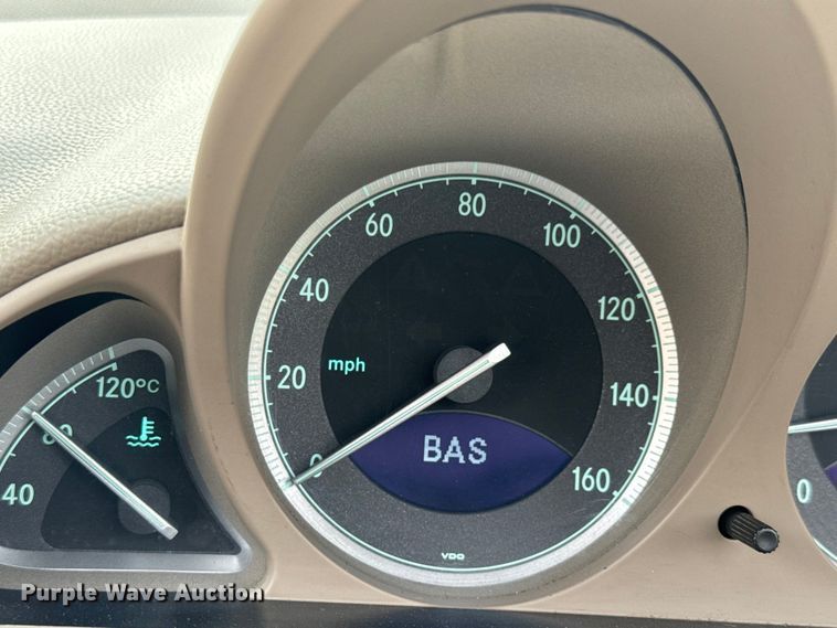 image for item ET4001 2003 Mercedes-Benz SL500 