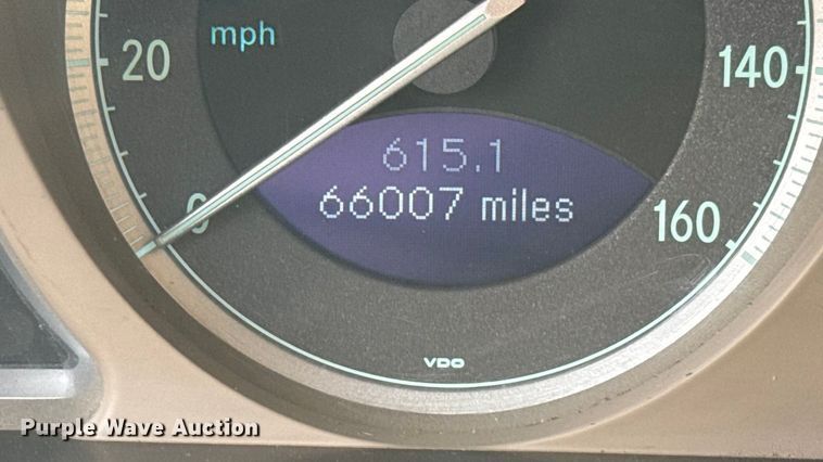 image for item ET4001 2003 Mercedes-Benz SL500 