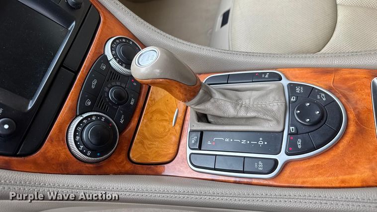 image for item ET4001 2003 Mercedes-Benz SL500 