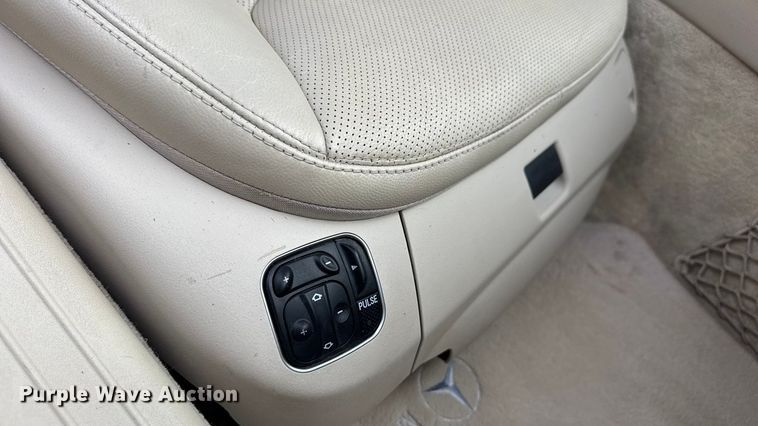 image for item ET4001 2003 Mercedes-Benz SL500 