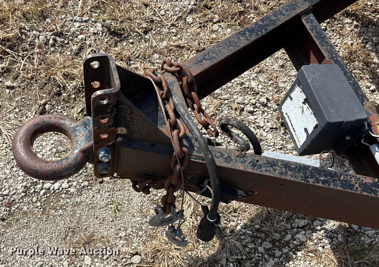 image for item ET4657 1997 MAC-LANDER Flatbed equipment trailer