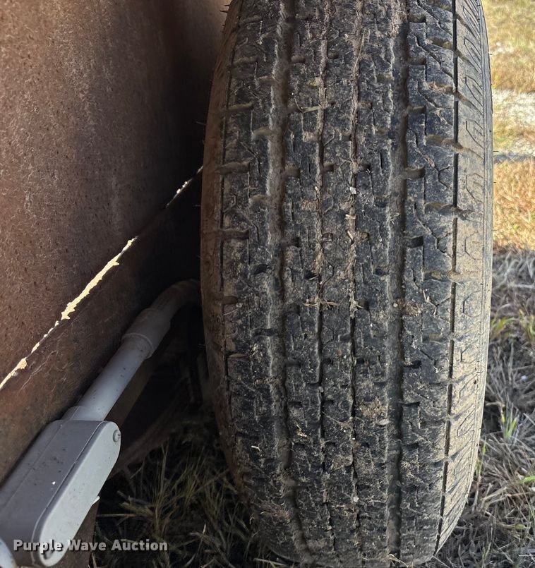 image for item ET4657 1997 MAC-LANDER Flatbed equipment trailer