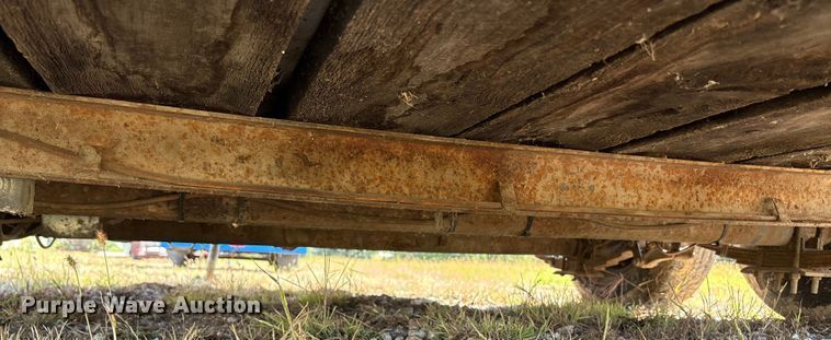 image for item ET4658 1989 Utility Trailer utility trailer