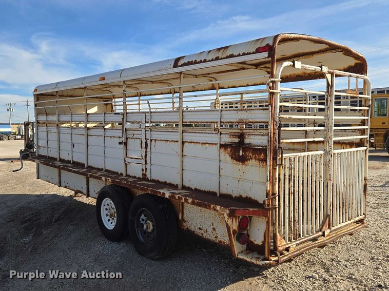 image for item ET5238 1993 W-W Trailer Manufacturers livestock trailer