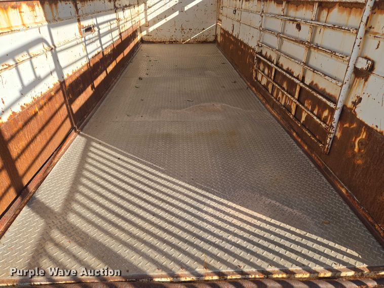 image for item ET5238 1993 W-W Trailer Manufacturers livestock trailer