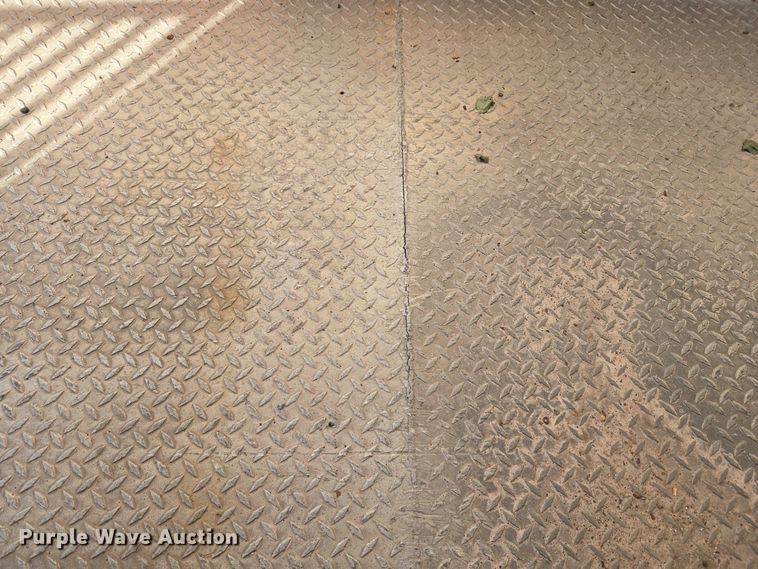 image for item ET5238 1993 W-W Trailer Manufacturers livestock trailer