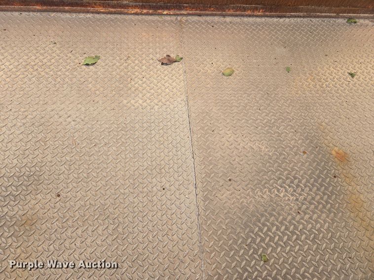 image for item ET5238 1993 W-W Trailer Manufacturers livestock trailer