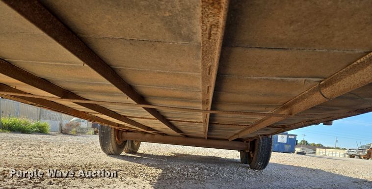 image for item ET5238 1993 W-W Trailer Manufacturers livestock trailer
