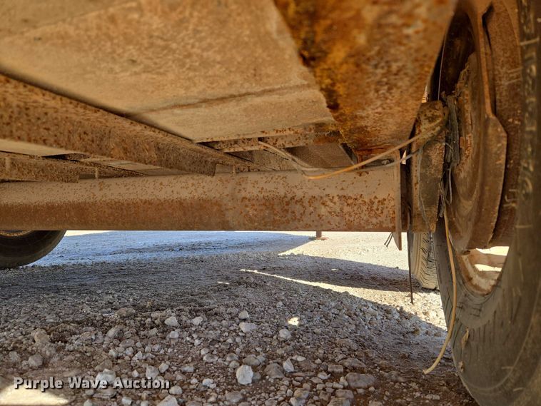 image for item ET5238 1993 W-W Trailer Manufacturers livestock trailer