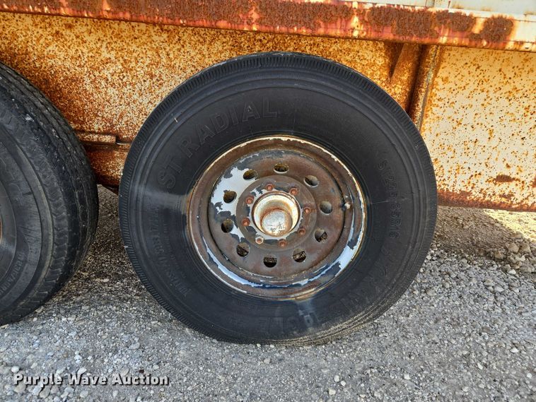 image for item ET5238 1993 W-W Trailer Manufacturers livestock trailer