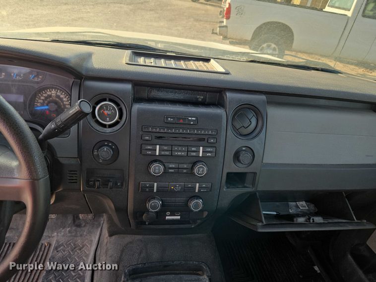 image for item ET5239 2014 Ford F150 SuperCab pickup truck