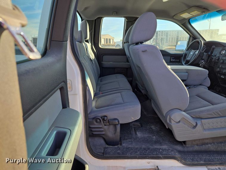 image for item ET5239 2014 Ford F150 SuperCab pickup truck