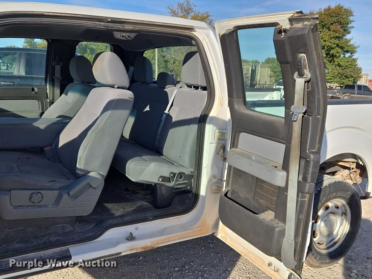 image for item ET5239 2014 Ford F150 SuperCab pickup truck