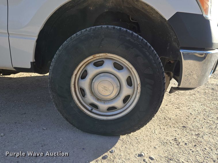 image for item ET5239 2014 Ford F150 SuperCab pickup truck