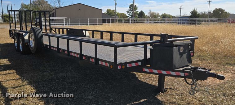 image for item ET5246 2012 Lamar Trailers INC. UT10K equipment trailer