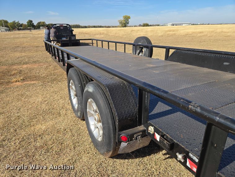 image for item ET5246 2012 Lamar Trailers INC. UT10K equipment trailer