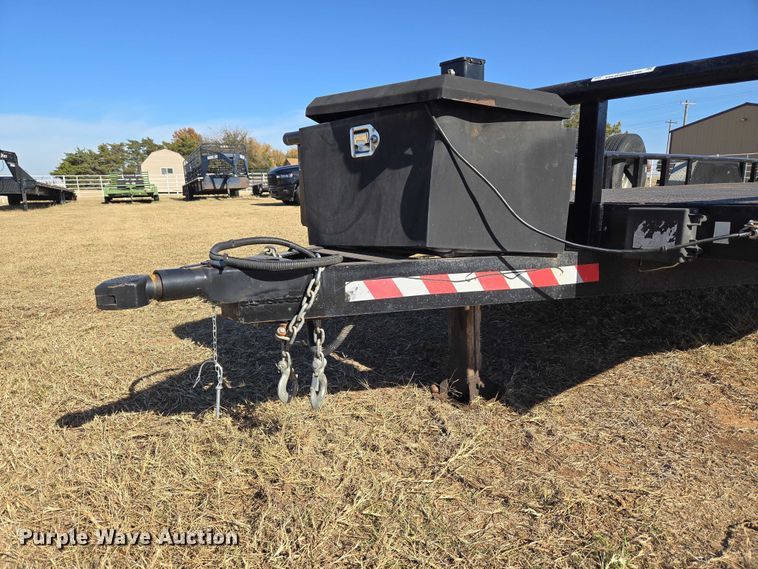 image for item ET5246 2012 Lamar Trailers INC. UT10K equipment trailer