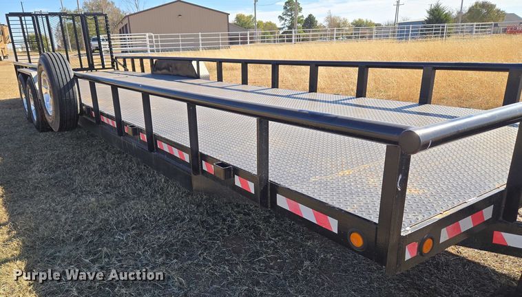 image for item ET5246 2012 Lamar Trailers INC. UT10K equipment trailer