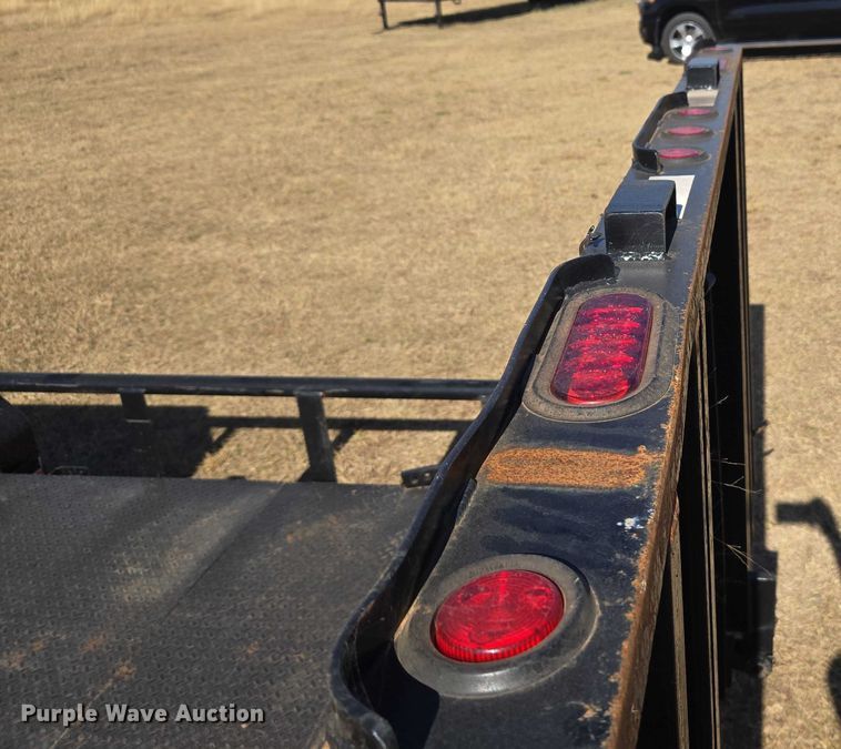 image for item ET5246 2012 Lamar Trailers INC. UT10K equipment trailer