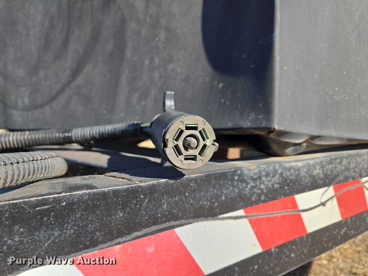 image for item ET5246 2012 Lamar Trailers INC. UT10K equipment trailer