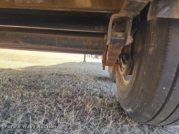 image for item ET5246 2012 Lamar Trailers INC. UT10K equipment trailer