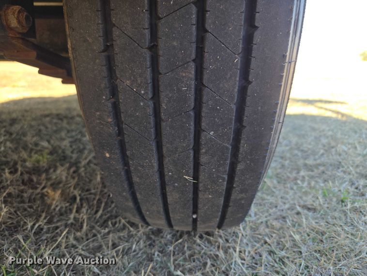 image for item ET5246 2012 Lamar Trailers INC. UT10K equipment trailer