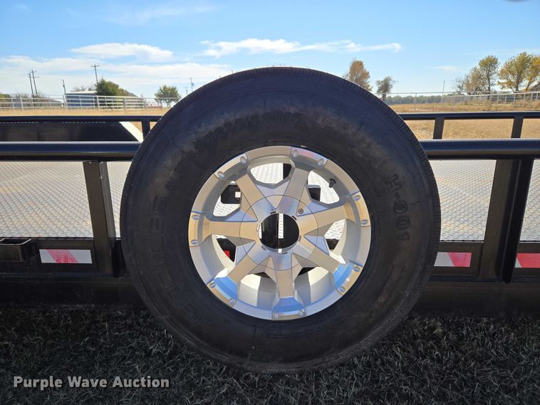 image for item ET5246 2012 Lamar Trailers INC. UT10K equipment trailer