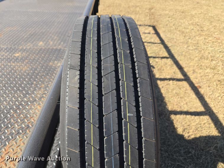 image for item ET5246 2012 Lamar Trailers INC. UT10K equipment trailer