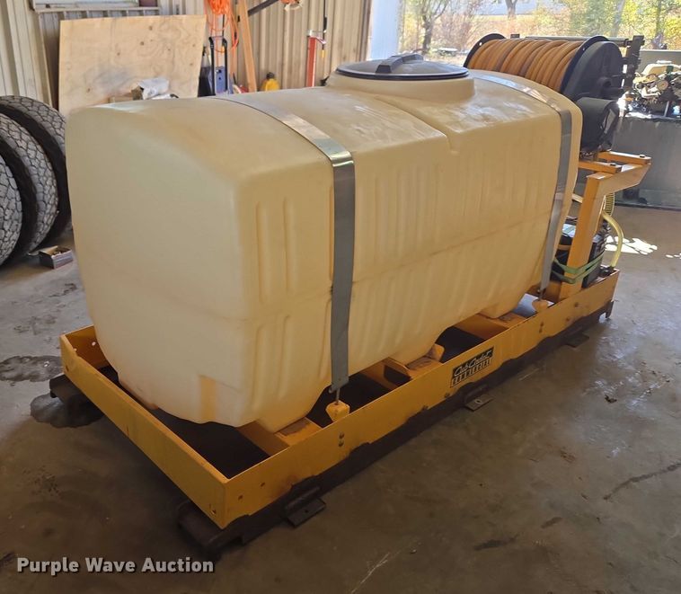 image for item ET5248 Cub Cadet 56A703QS750 turf sprayer