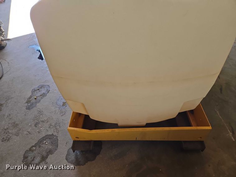 image for item ET5248 Cub Cadet 56A703QS750 turf sprayer