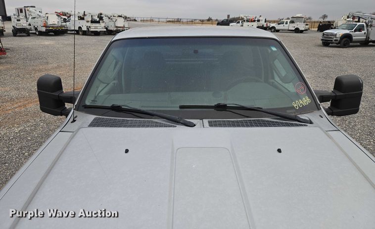 image for item ET5253 2010 Ford F250 pickup truck