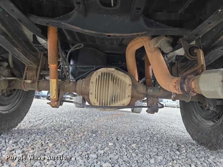 image for item ET5253 2010 Ford F250 pickup truck