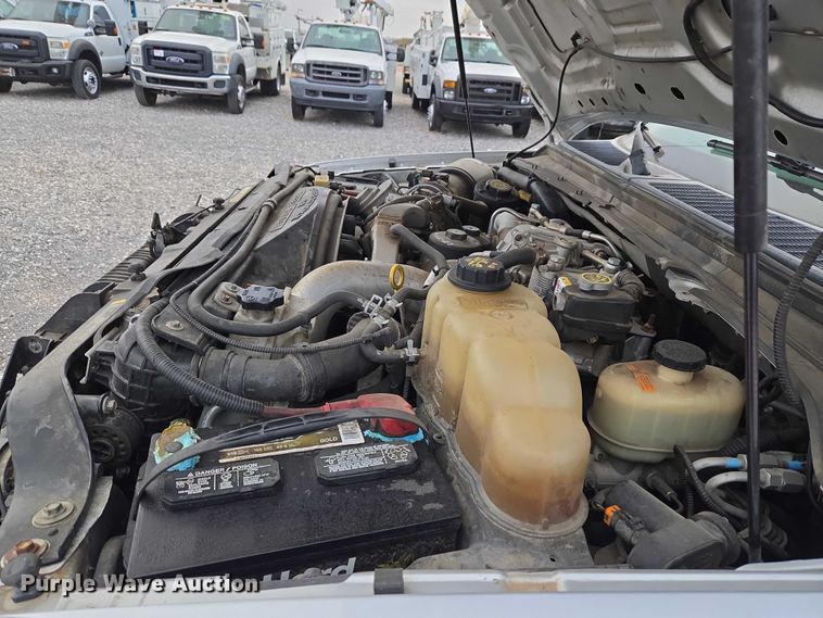 image for item ET5253 2010 Ford F250 pickup truck