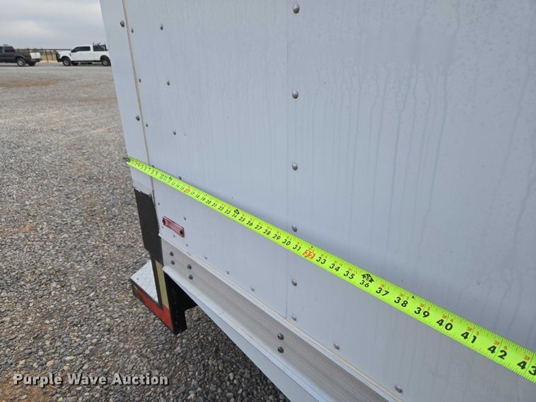 image for item ET5255 2000 Ford E350 fiber optic splicing truck