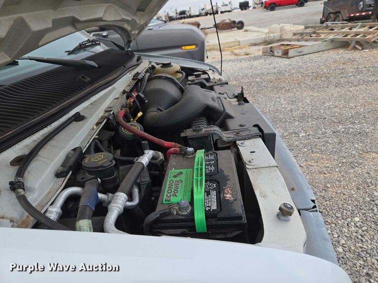 image for item ET5255 2000 Ford E350 fiber optic splicing truck