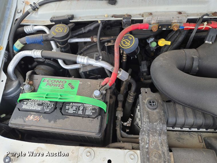 image for item ET5255 2000 Ford E350 fiber optic splicing truck