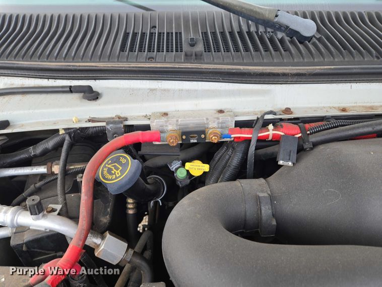 image for item ET5255 2000 Ford E350 fiber optic splicing truck