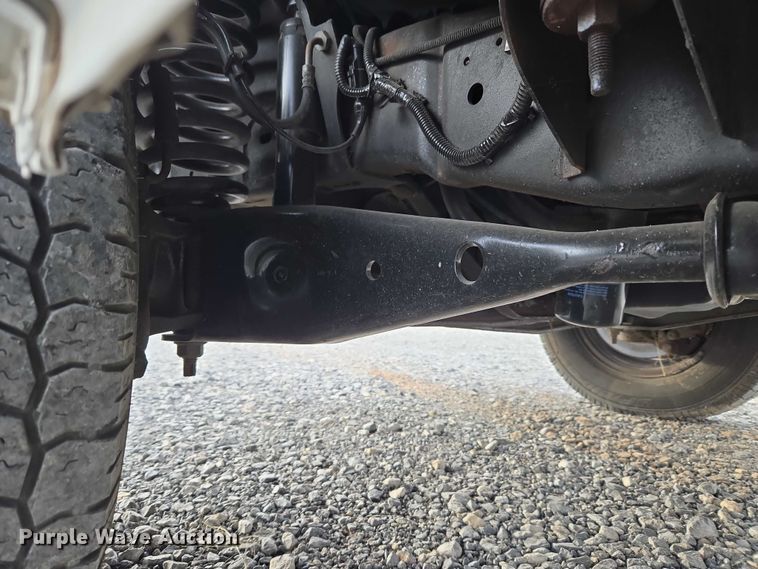 image for item ET5255 2000 Ford E350 fiber optic splicing truck