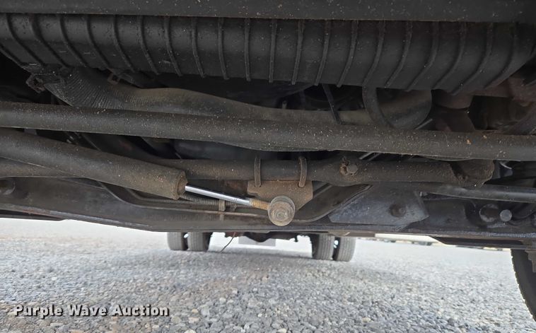 image for item ET5255 2000 Ford E350 fiber optic splicing truck