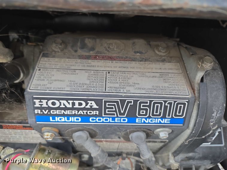 image for item ET5255 2000 Ford E350 fiber optic splicing truck