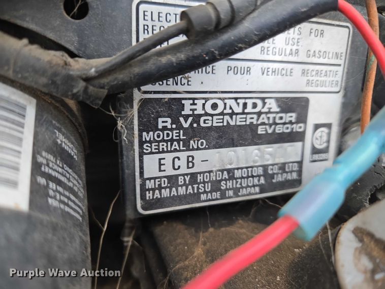 image for item ET5255 2000 Ford E350 fiber optic splicing truck