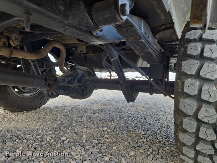 image for item ET5257 1991 Ford E150 Pathfinder van